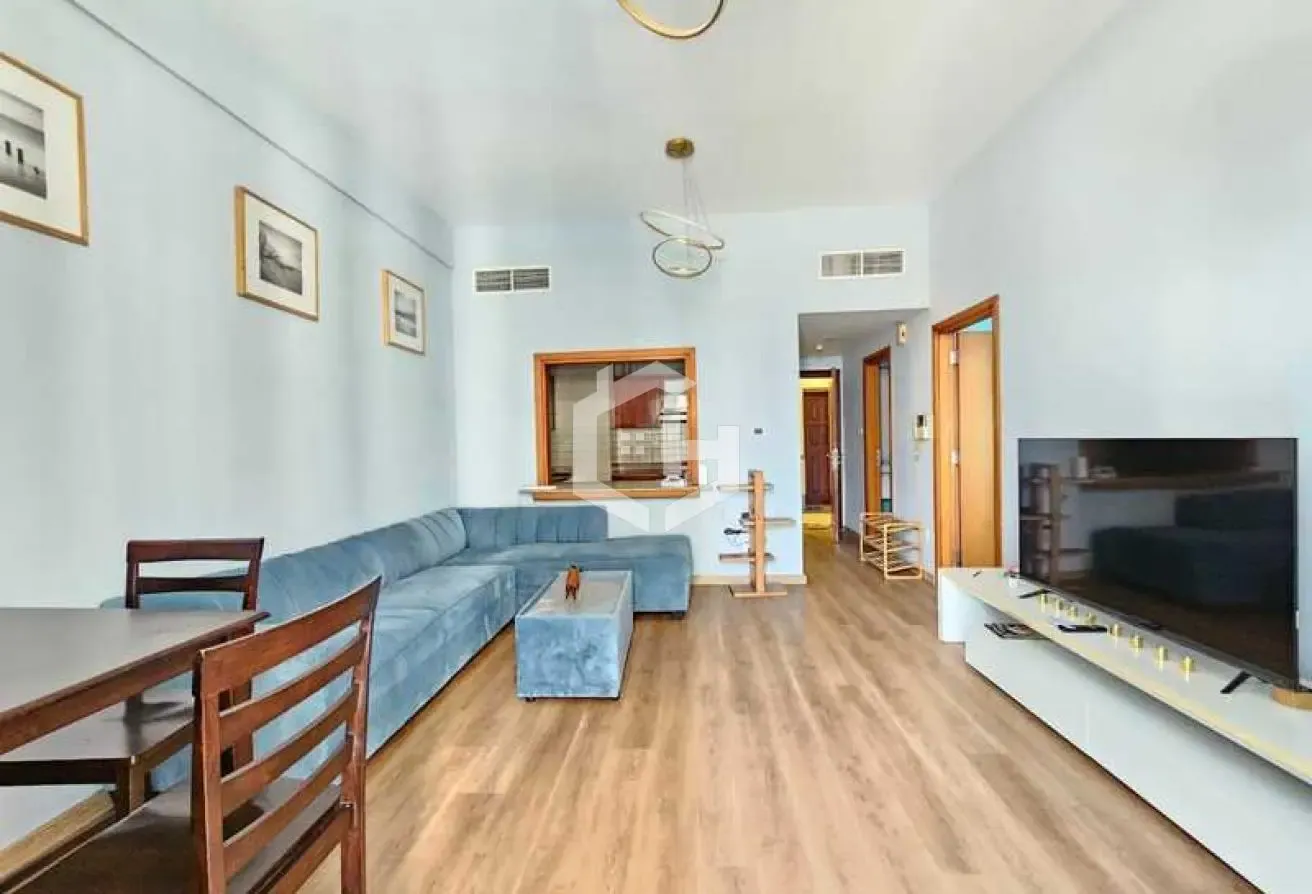 Furnished | Close to Metro | Vacant