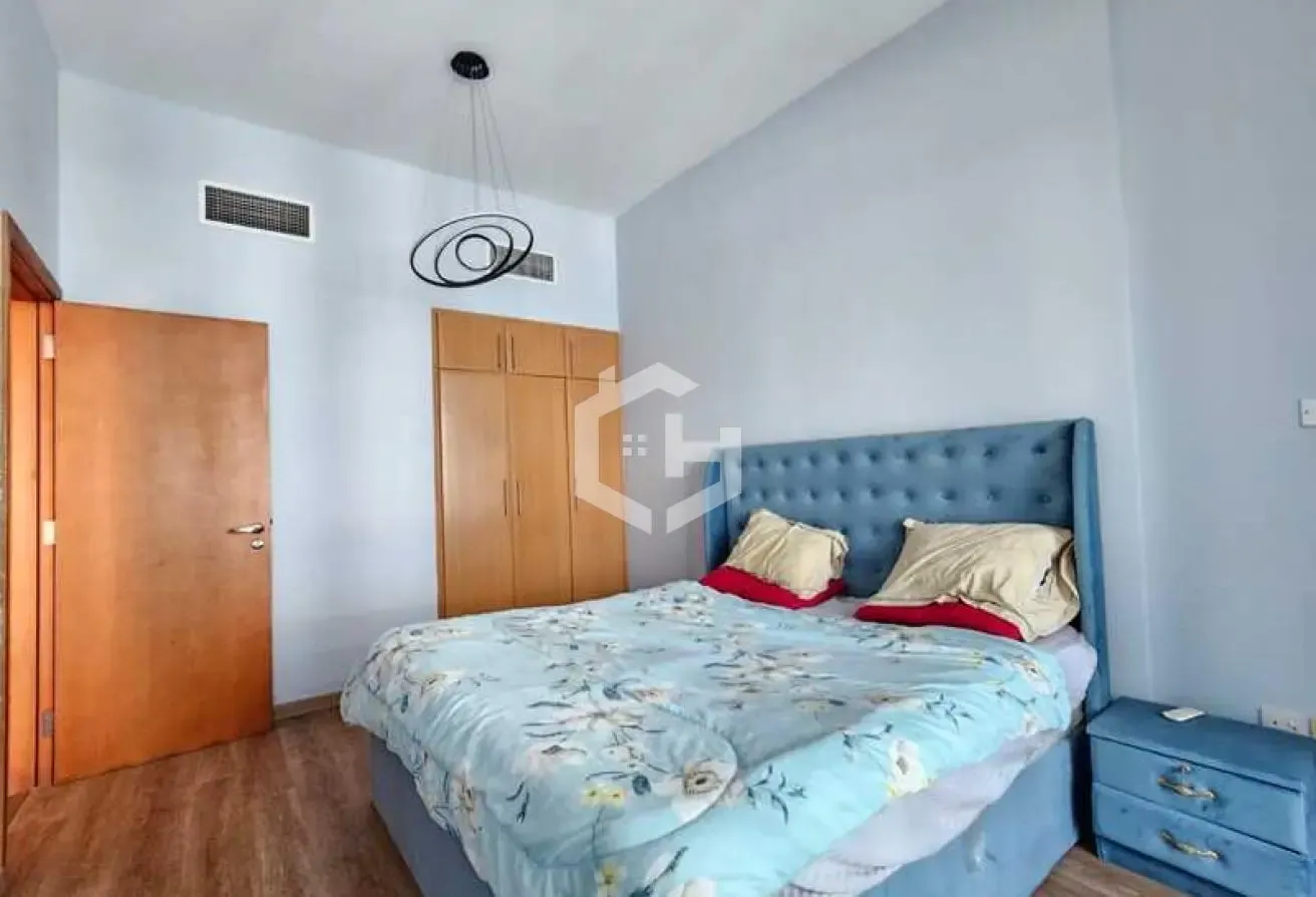 Furnished | Close to Metro | Vacant
