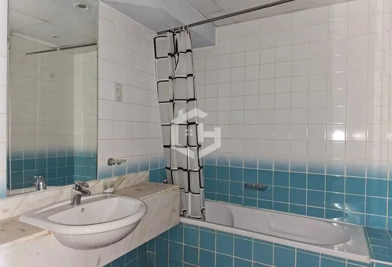 Furnished | Close to Metro | Vacant