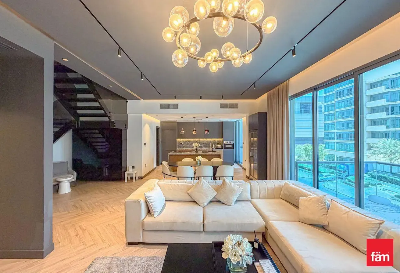 Upgraded Rare Duplex 4br + Maids | Vacant