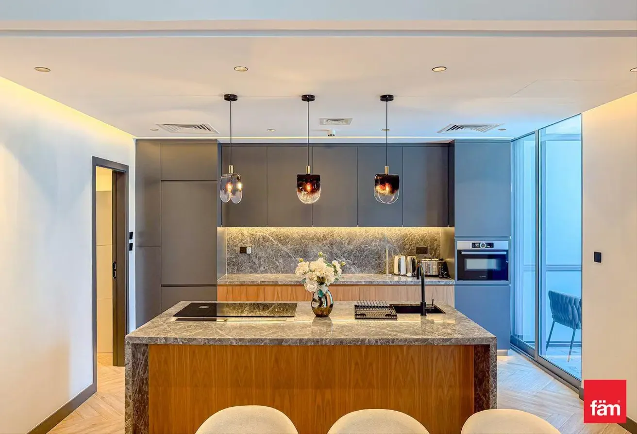 Upgraded Rare Duplex 4br + Maids | Vacant