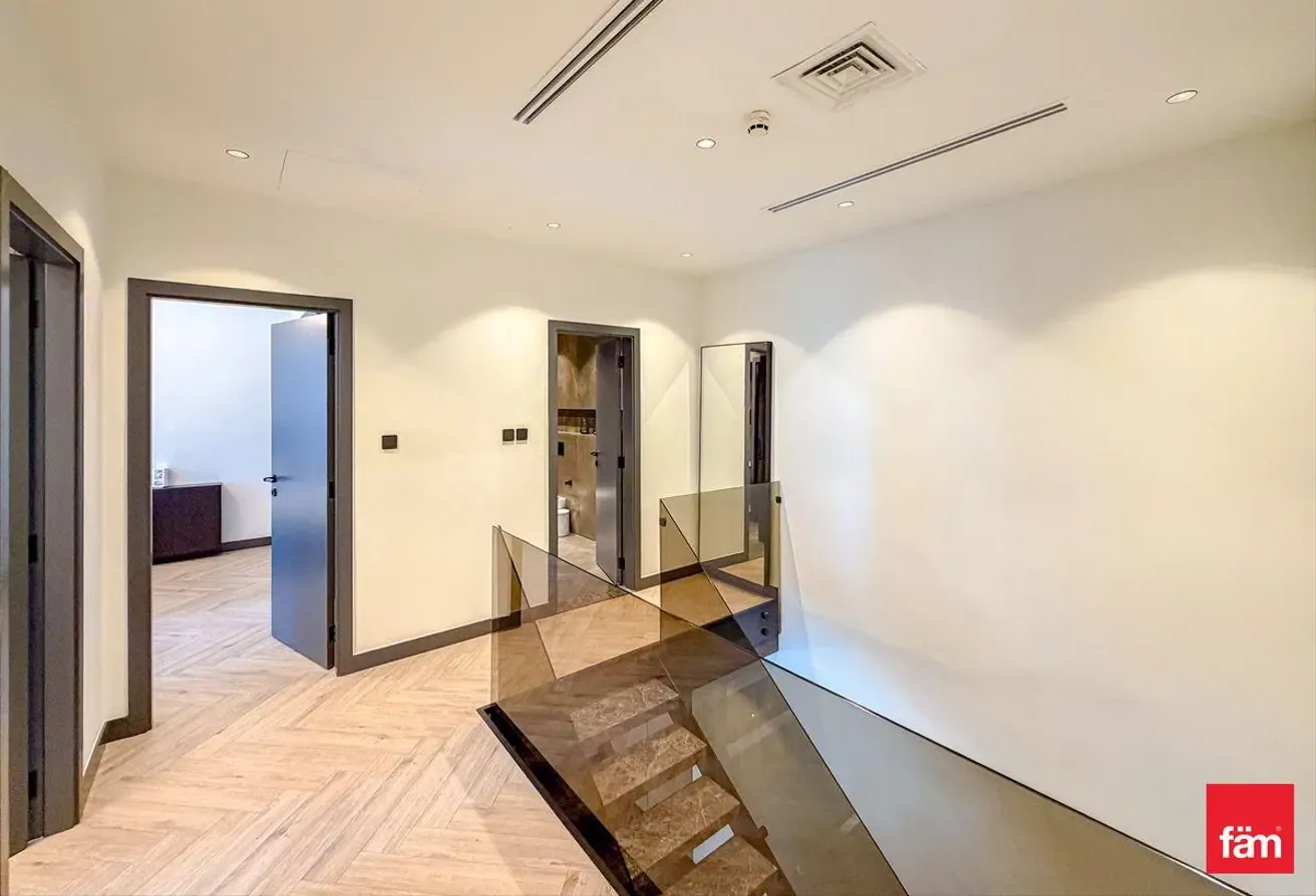 Upgraded Rare Duplex 4br + Maids | Vacant