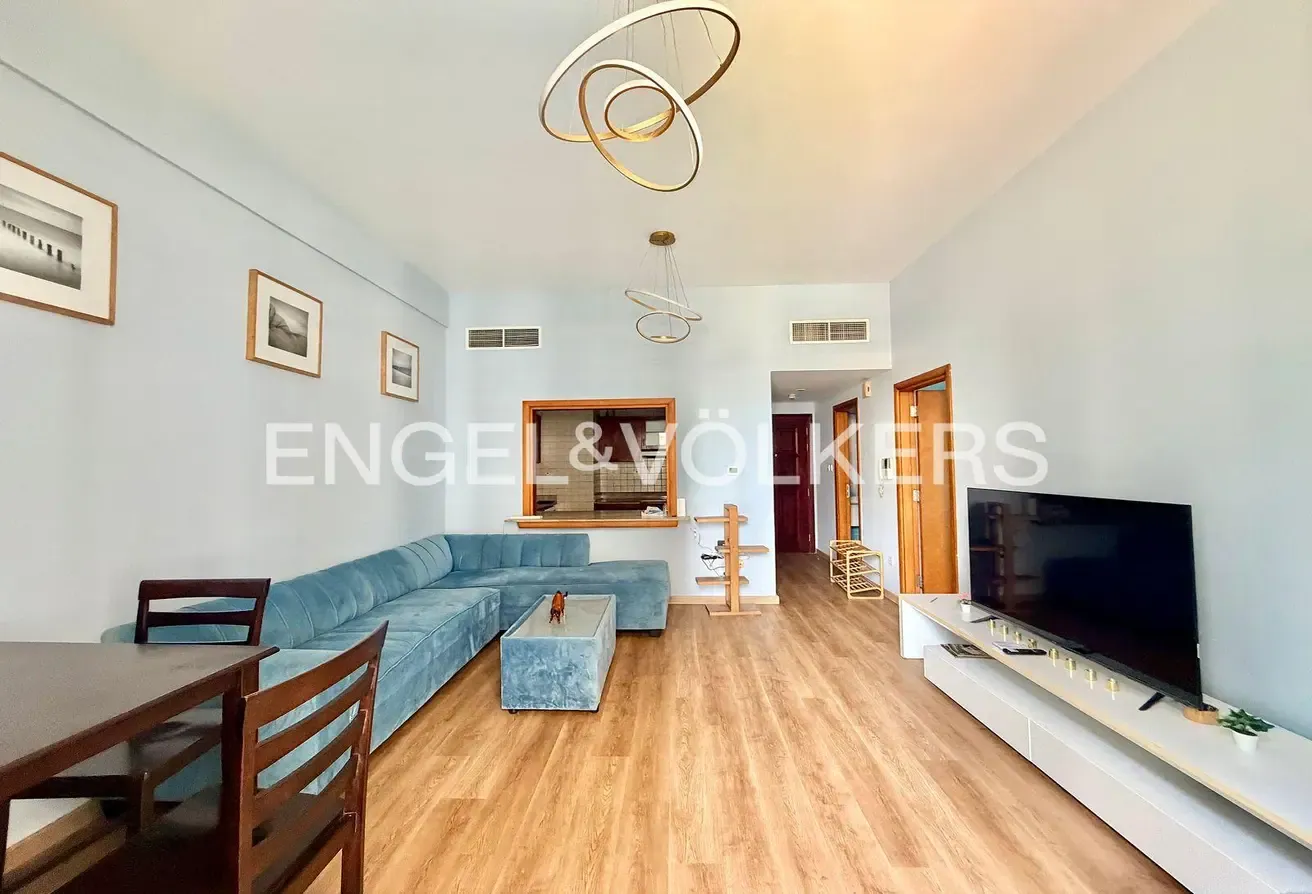 Furnished | Close to Metro | Vacant