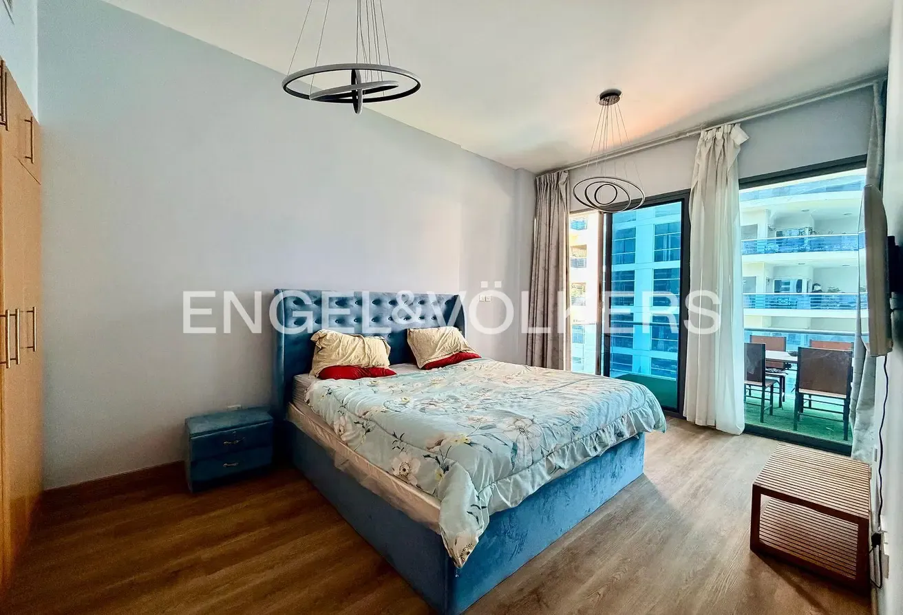 Furnished | Close to Metro | Vacant