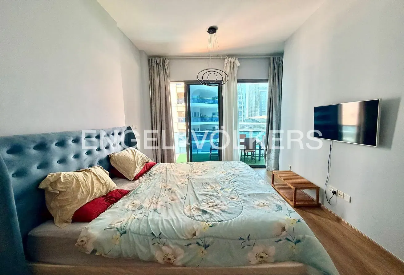 Furnished | Close to Metro | Vacant