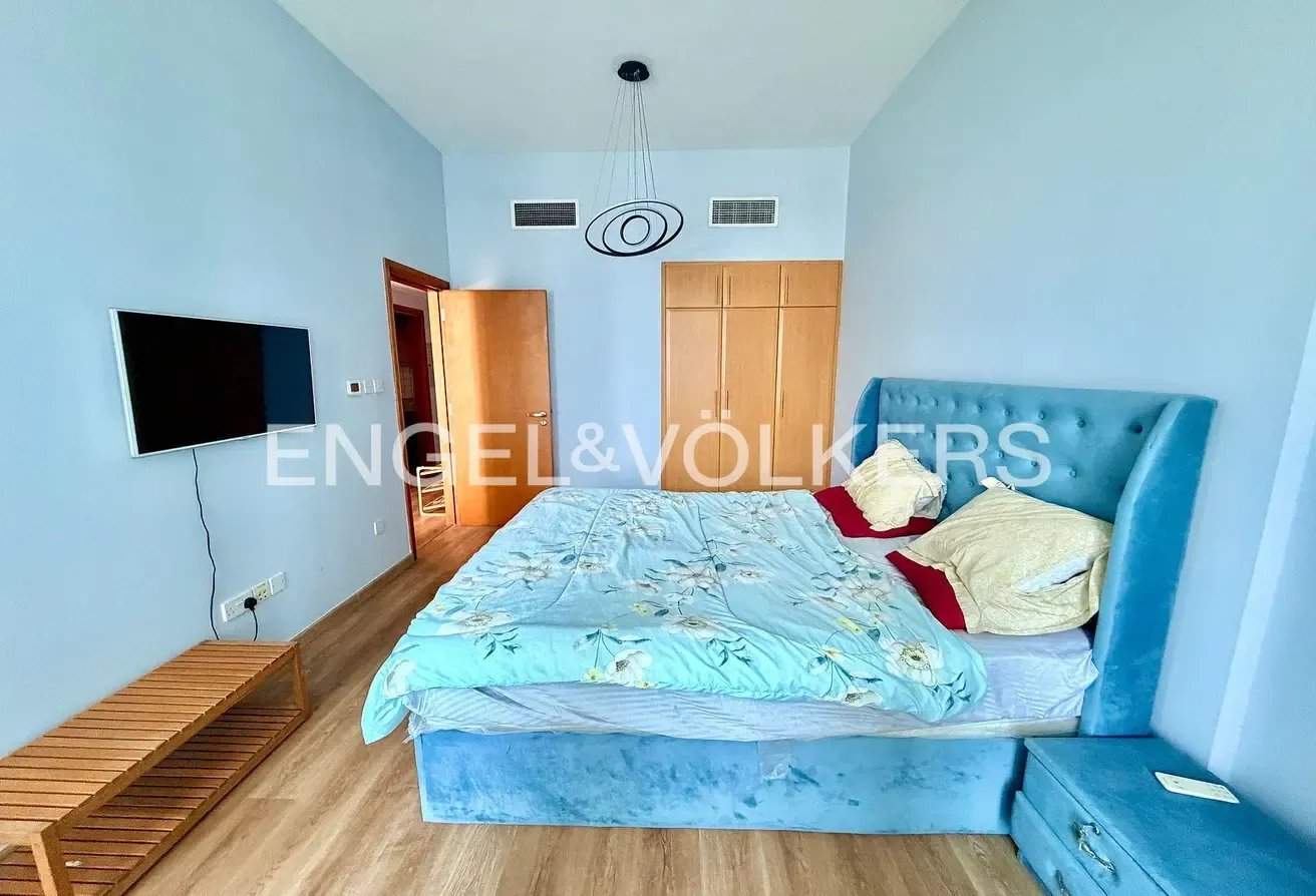 Furnished | Close to Metro | Vacant
