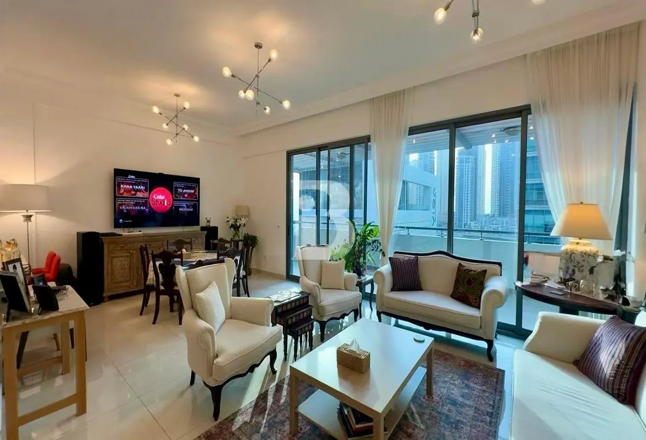 Spacious Living | Furnished | Vacant