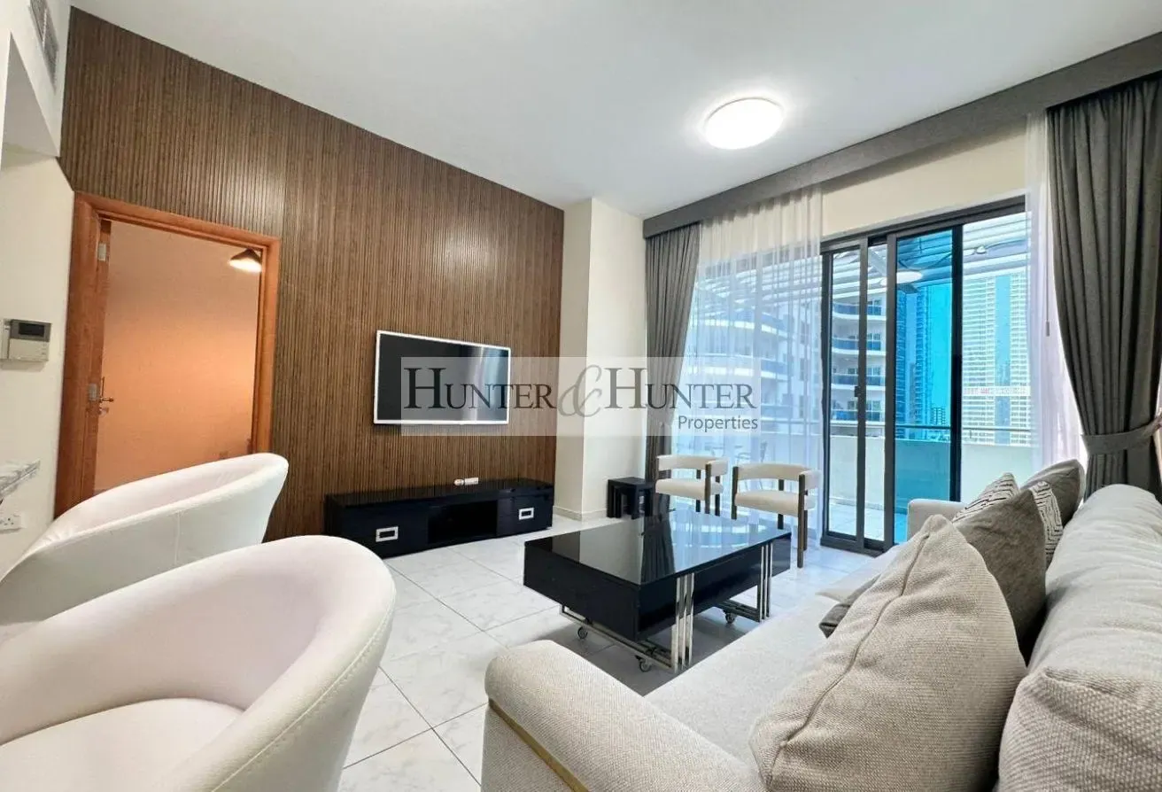 Prime Location | Furnished | Near Metro and Beach.