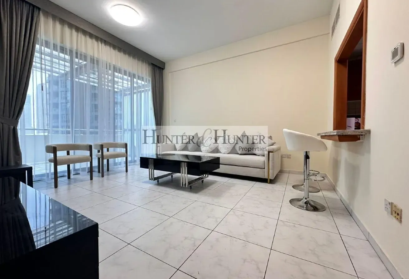 Prime Location | Furnished | Near Metro and Beach.