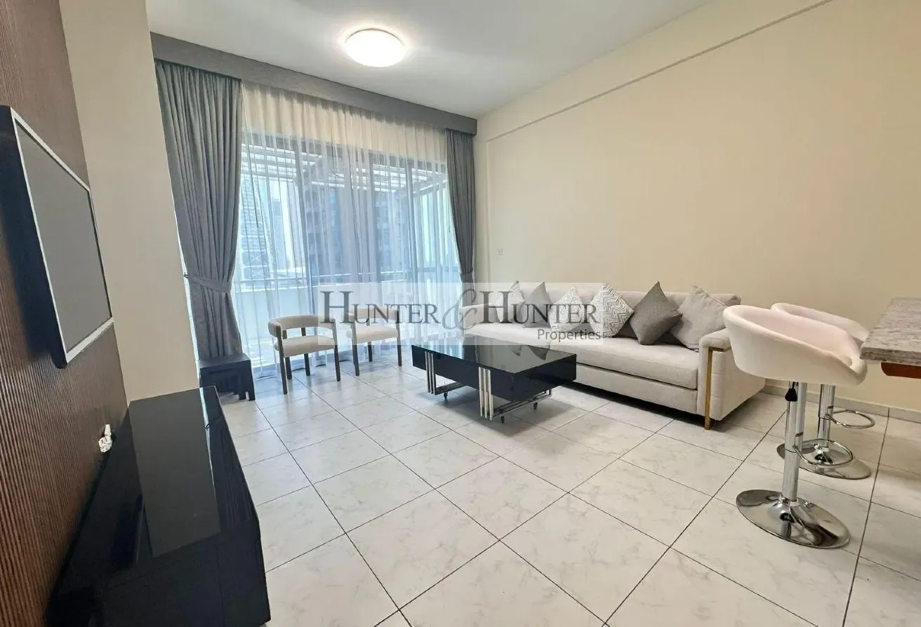Prime Location | Furnished | Near Metro and Beach.