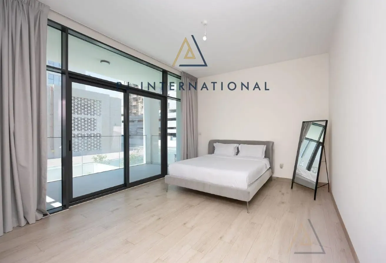 Premium 4BR Villa | Large Garden | Vacant Villa