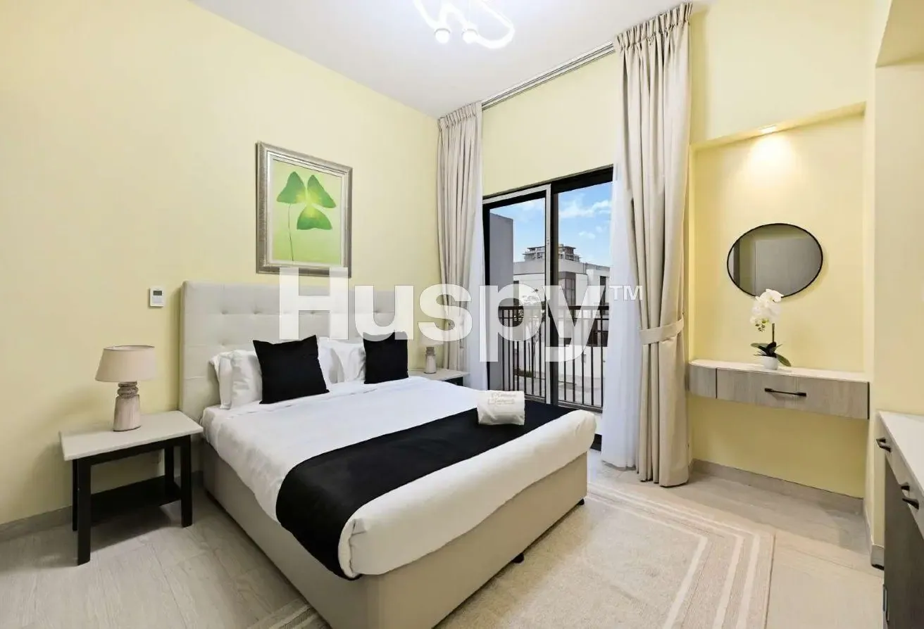 Fully Furnished | Corner Unit | Close to Amenities