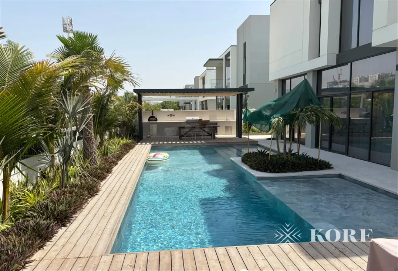 Corner Unit | Private Barbecue | Private Pool