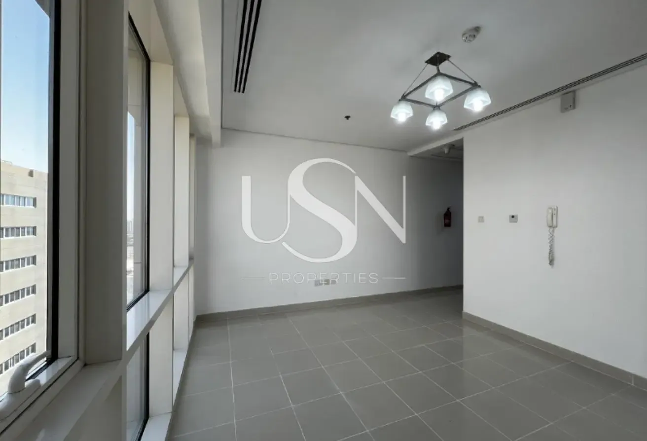 1 Month Free | Vacant  | Unfurnished 1 Bedroom