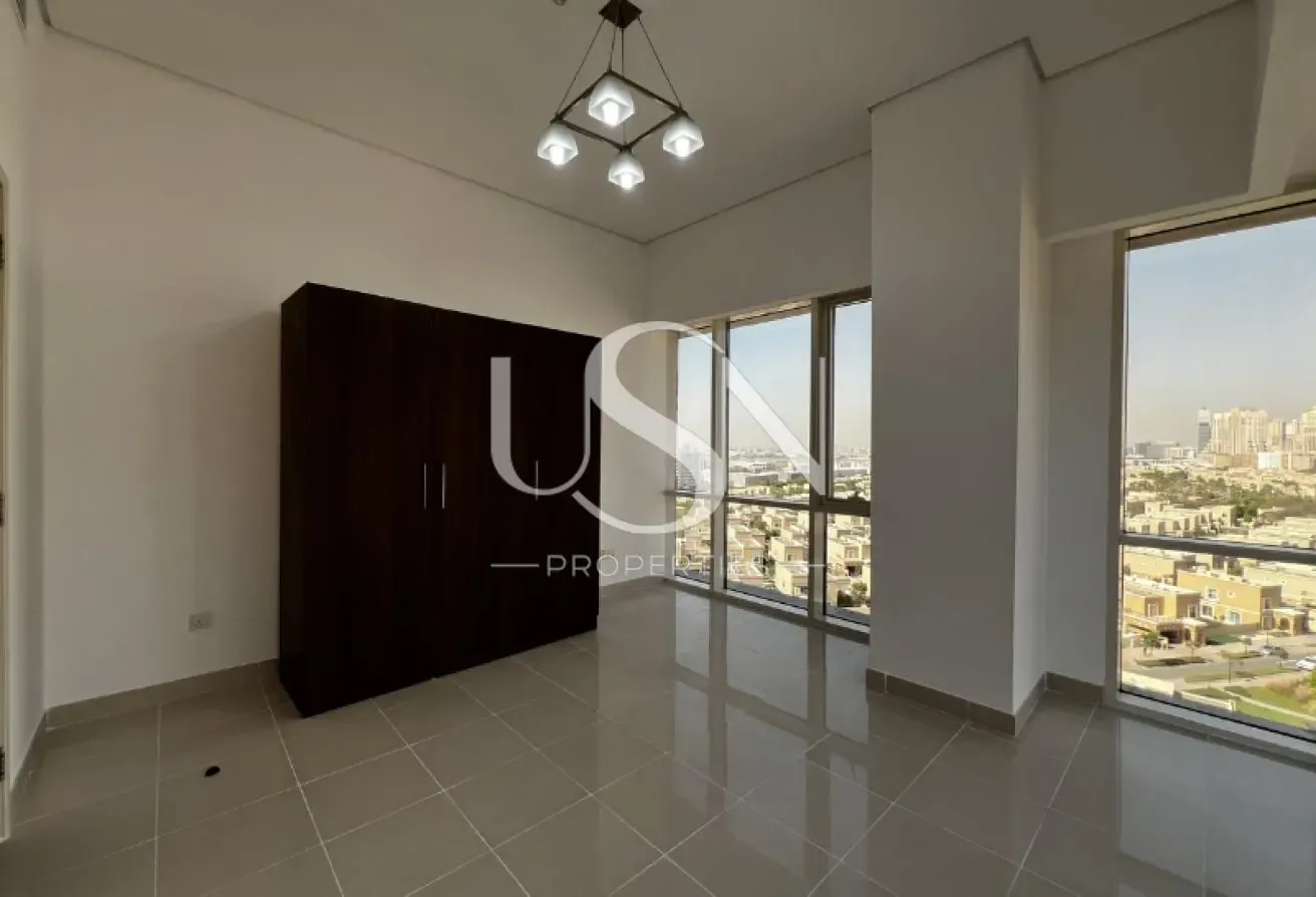 1 Month Free | Vacant  | Unfurnished 1 Bedroom