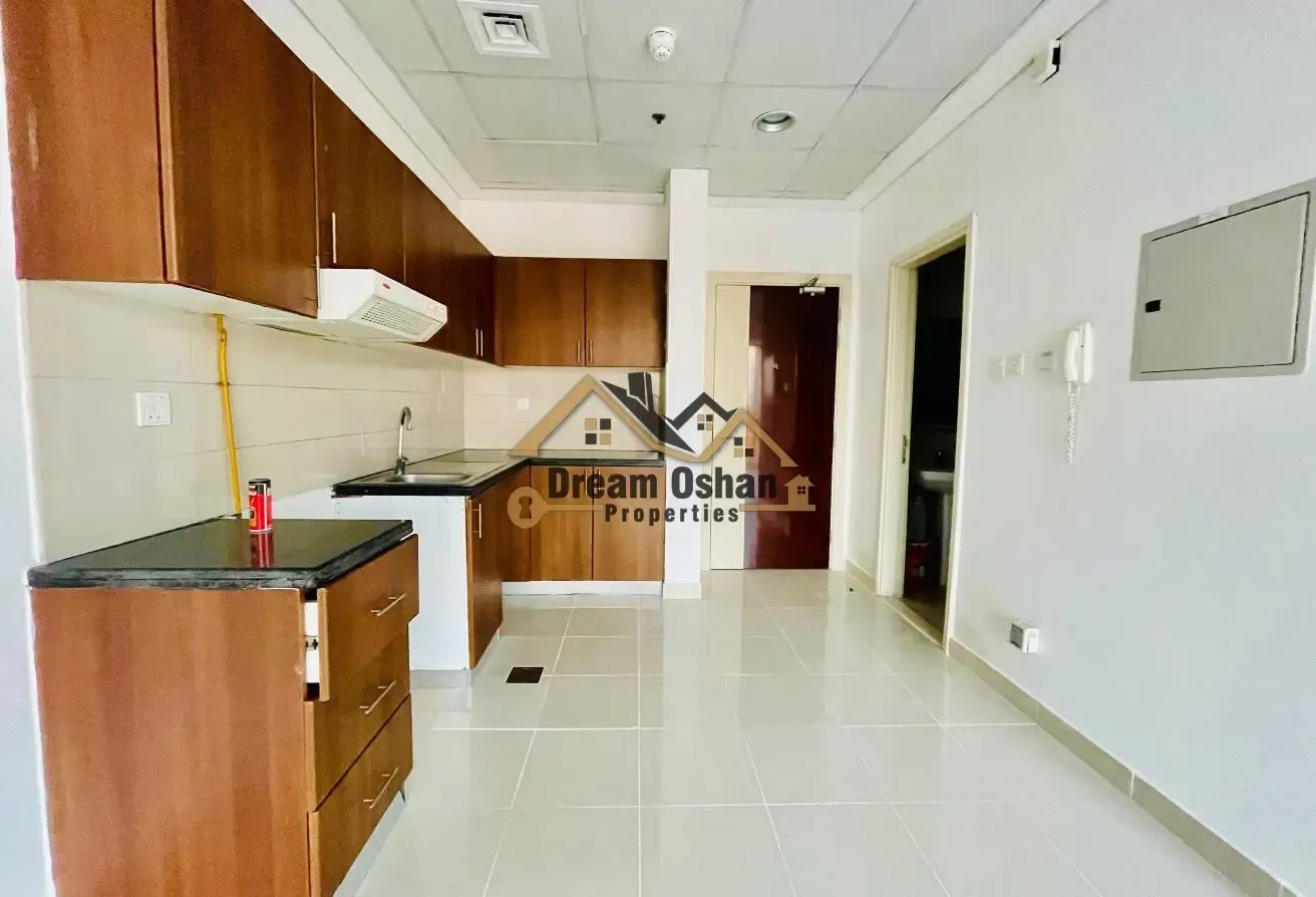 NEAR EMIRATES TOWER_WELL MAINTAINED_STUDIO IN 48K