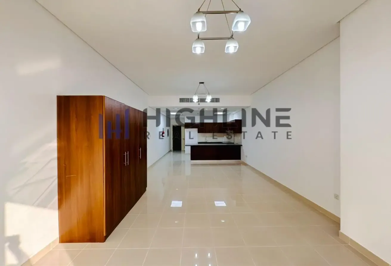 Spacious Studio | Ready to Move In | Prime DSO Location