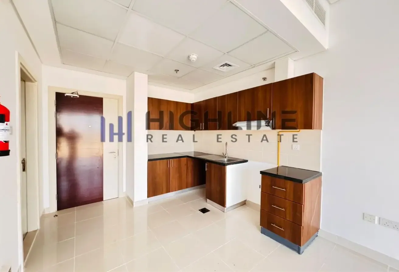 Spacious Studio | Community View | Ready to Move In