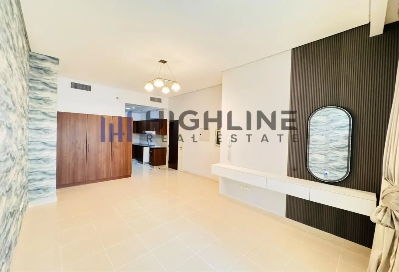 BRIGHT & SPACIOUS STUDIO | OPPOSITE SILICON CENTRAL MALL | GREAT DEAL
