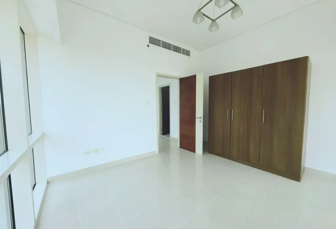 Spacious 1 Bhk || Huge Sizes || Community Views.