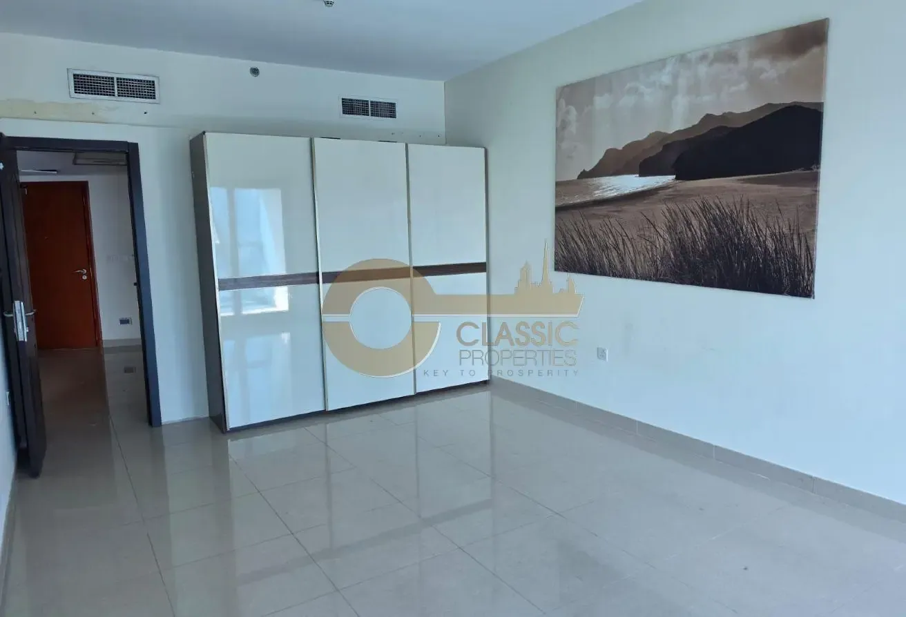 ICONIC LIVING | SPACIOUS LAYOUT | READY TO MOVE IN