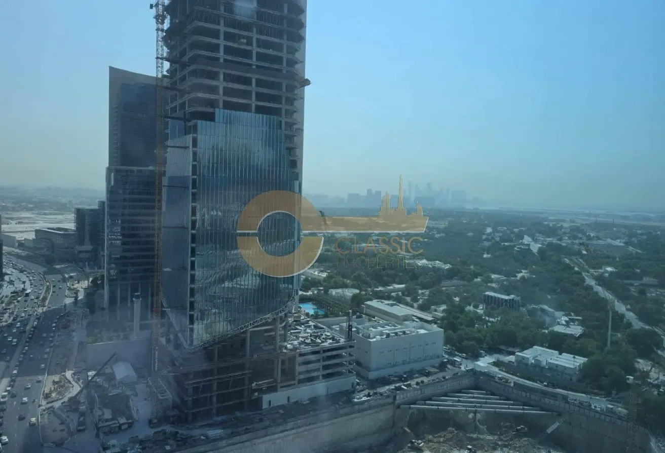 ICONIC LIVING | SPACIOUS LAYOUT | READY TO MOVE IN