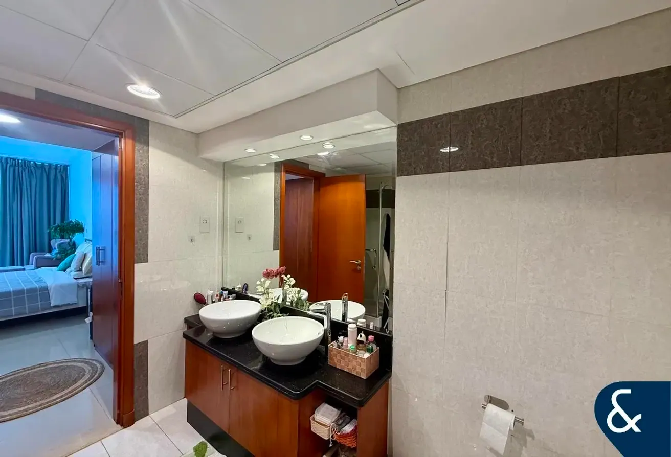 1 Bedroom | Furnished | Large Layout