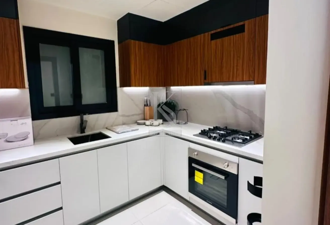 Bright and Spacious | High Quality Furnishes