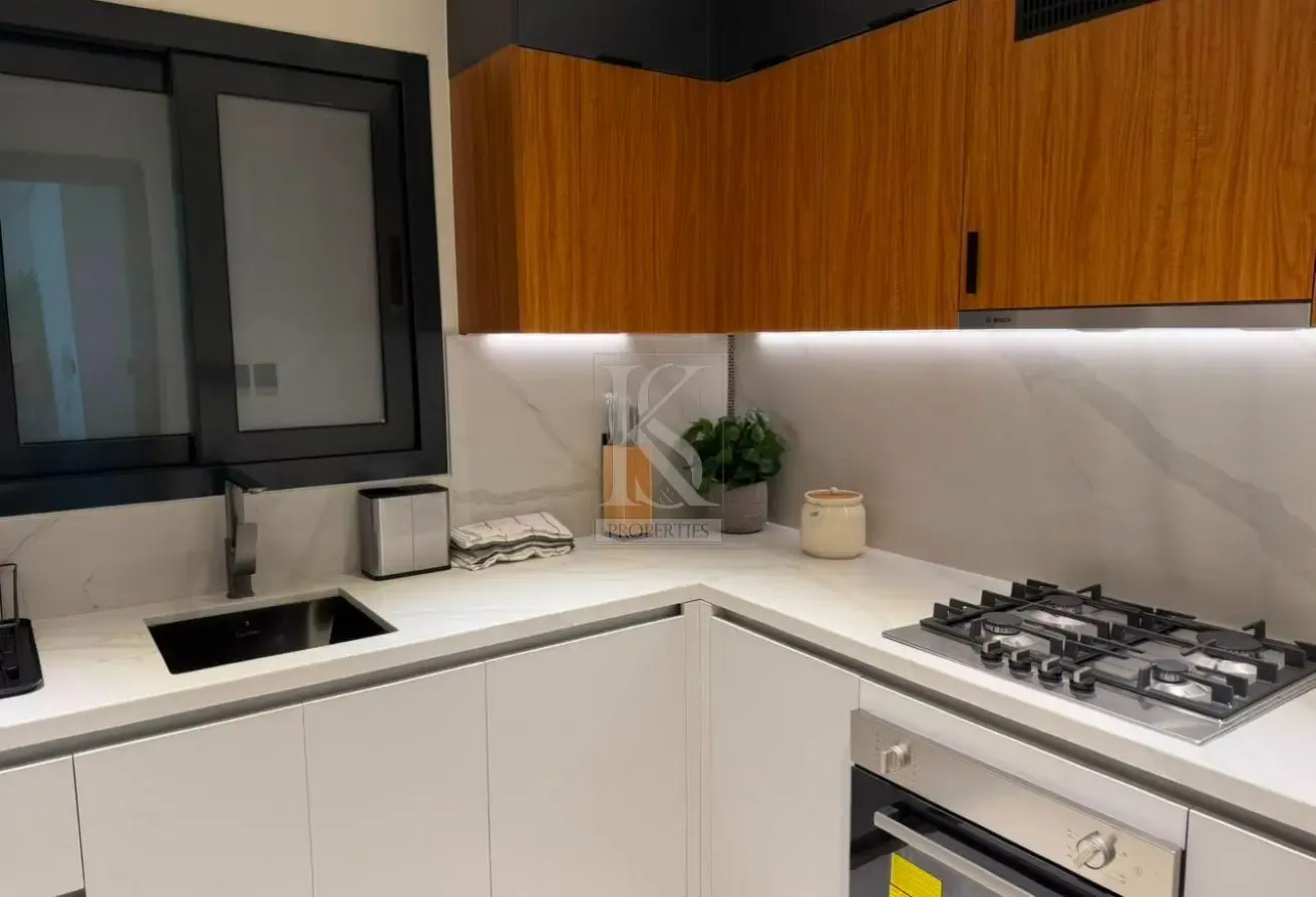 Bright and Spacious | High Quality Furnishes