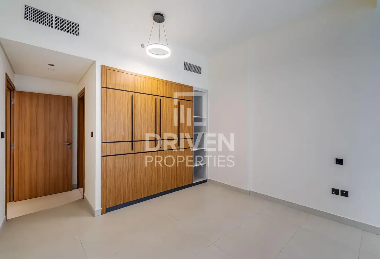 Brand New | Fully Furnished | Vacant | Spacious
