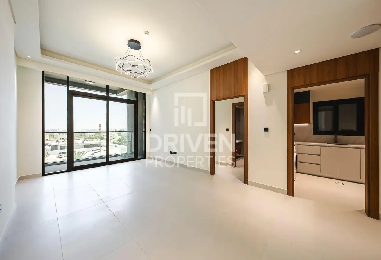 Fully Furnished | Brand New | Closed Kitchen