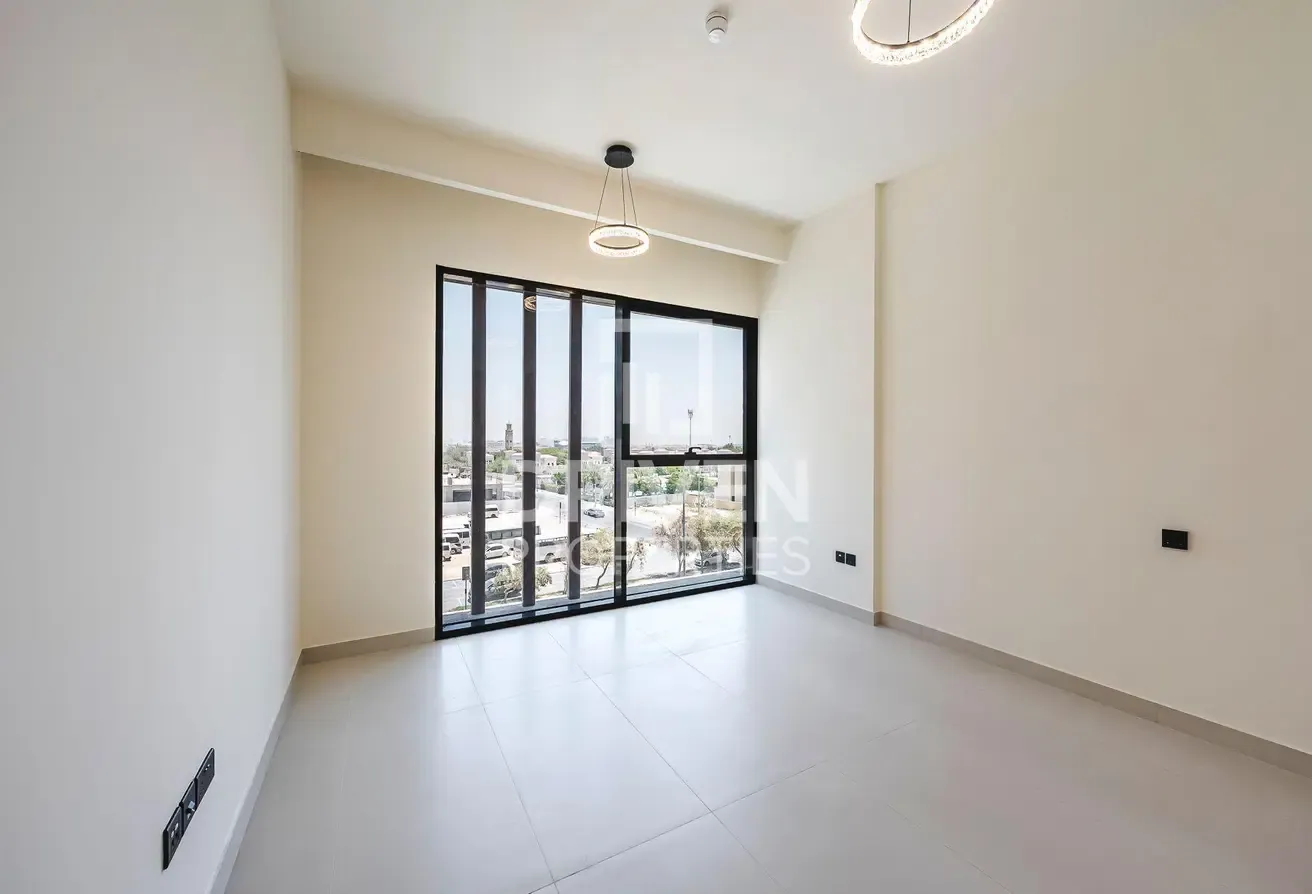 Fully Furnished | Brand New | Closed Kitchen