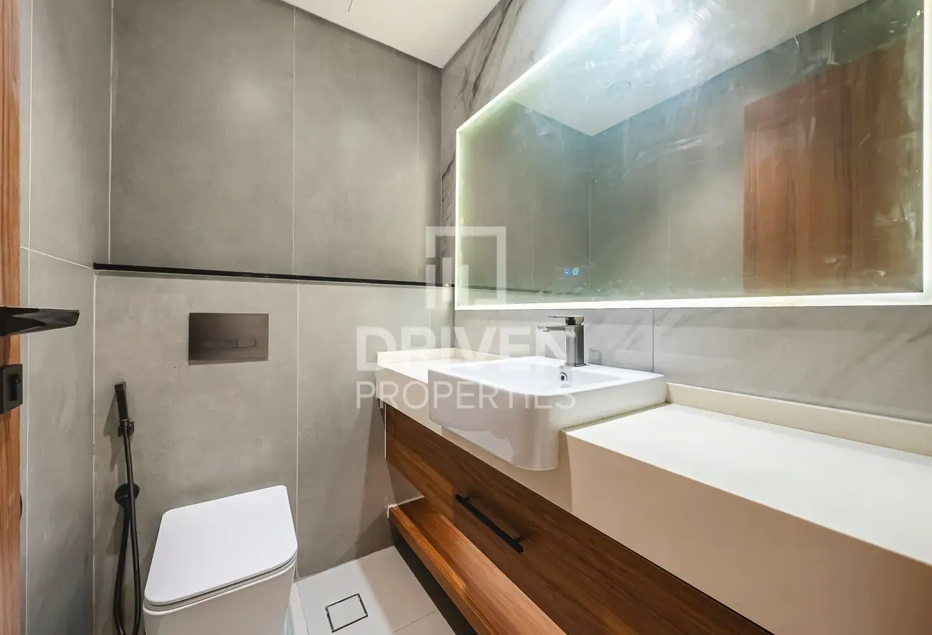 Fully Furnished | Brand New | Closed Kitchen