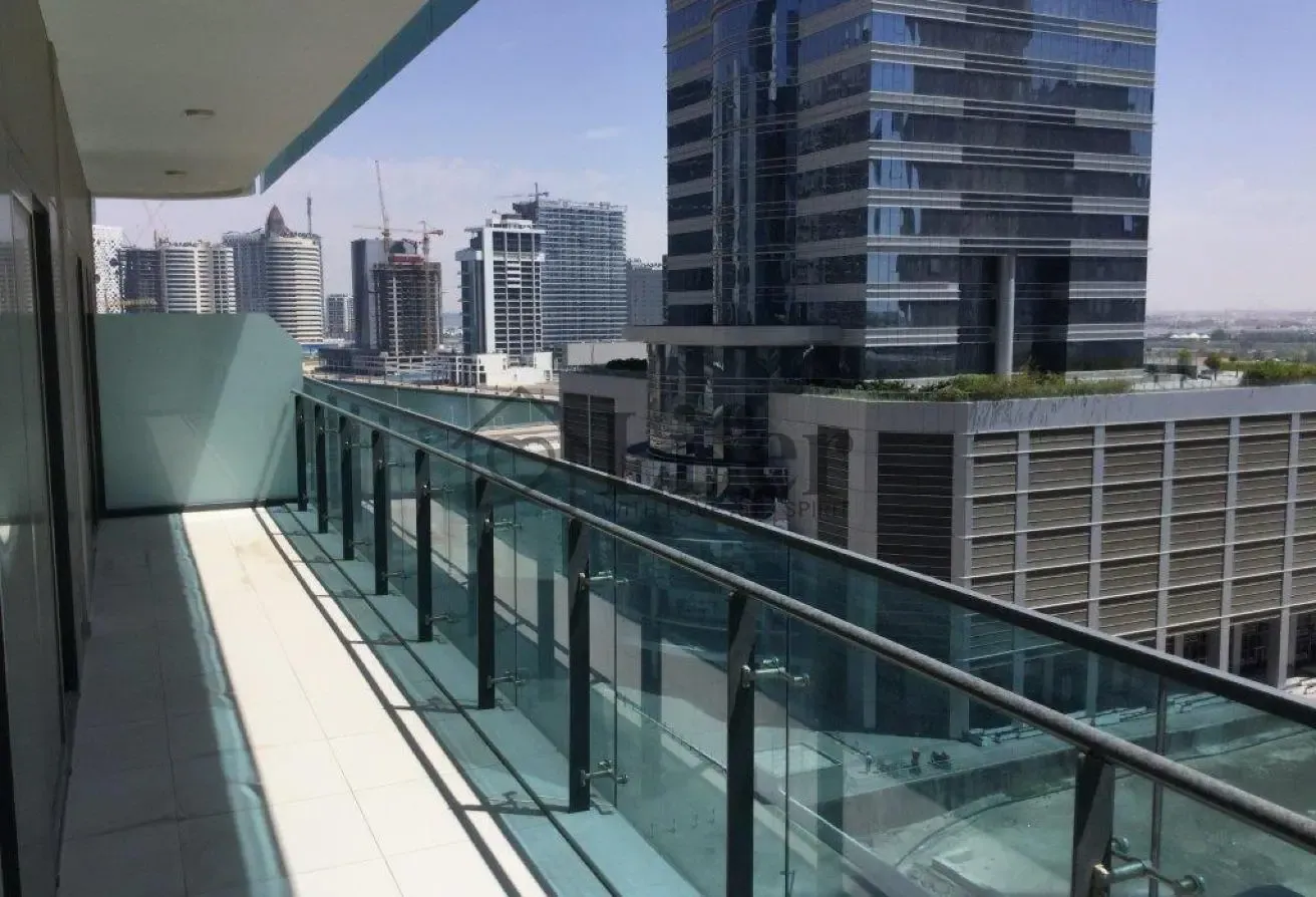 2BR Apartment | Canal & City View | Balcony
