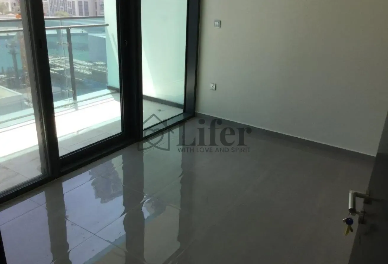 2BR Apartment | Canal & City View | Balcony