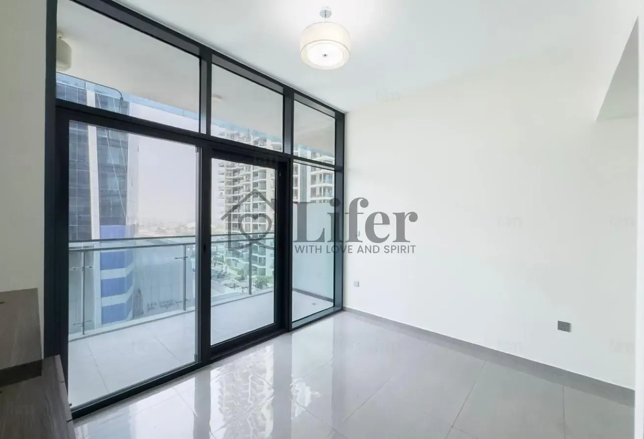 2BR Apartment | Canal & City View | Balcony