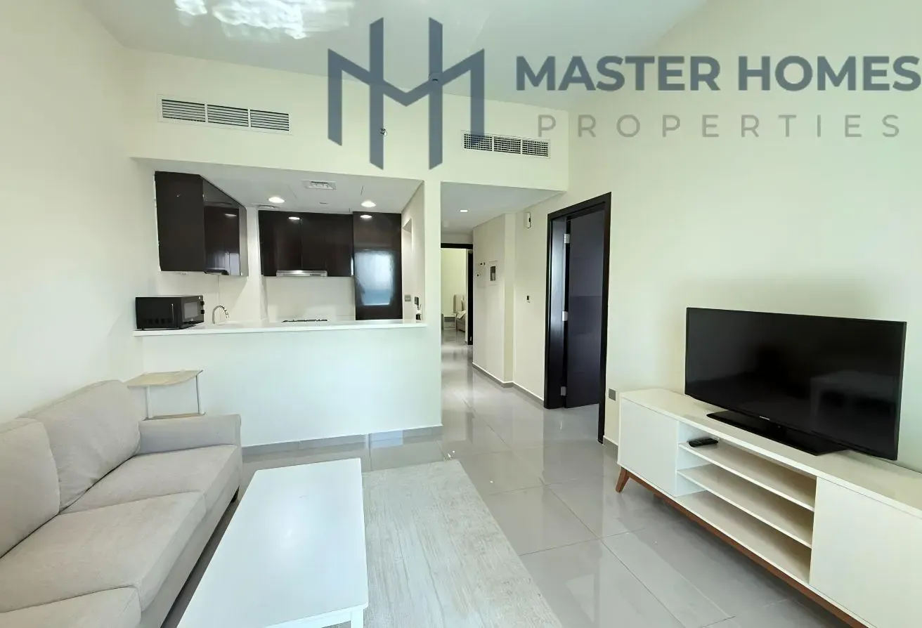 Corner unit | Near Metro | Canal view | Furnished