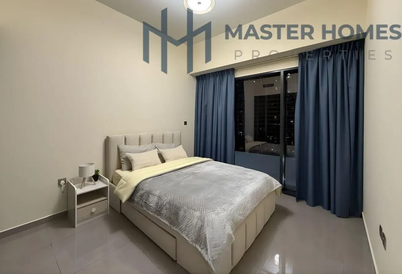 Corner unit | Near Metro | Canal view | Furnished