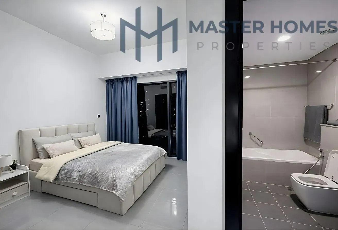 Corner unit | Near Metro | Canal view | Furnished