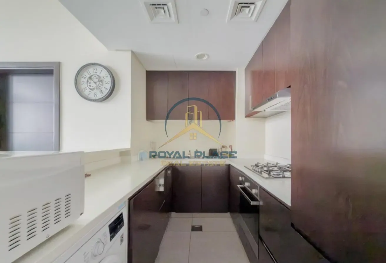 Canal View | Higher Floor | Vacant