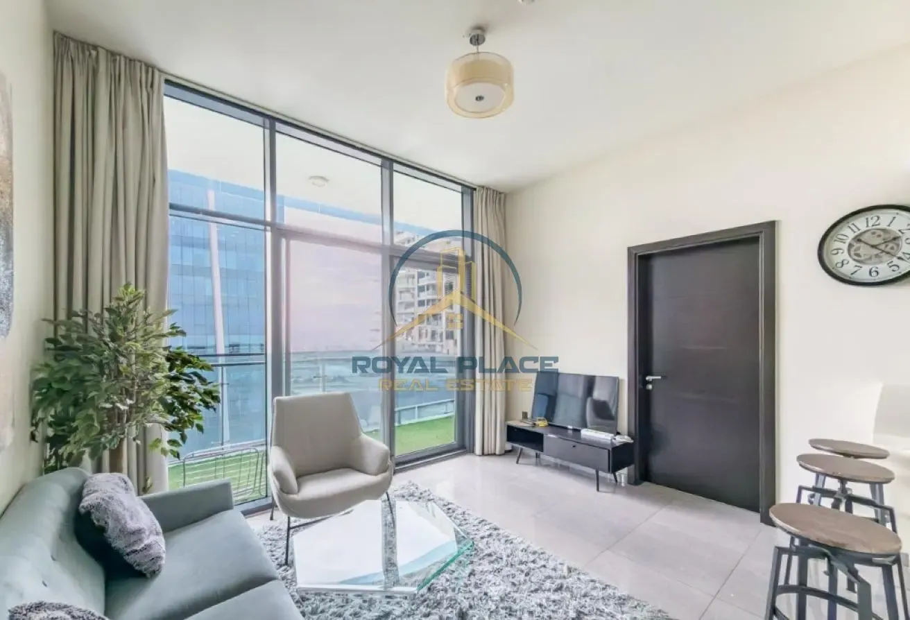 Canal View | Higher Floor | Vacant