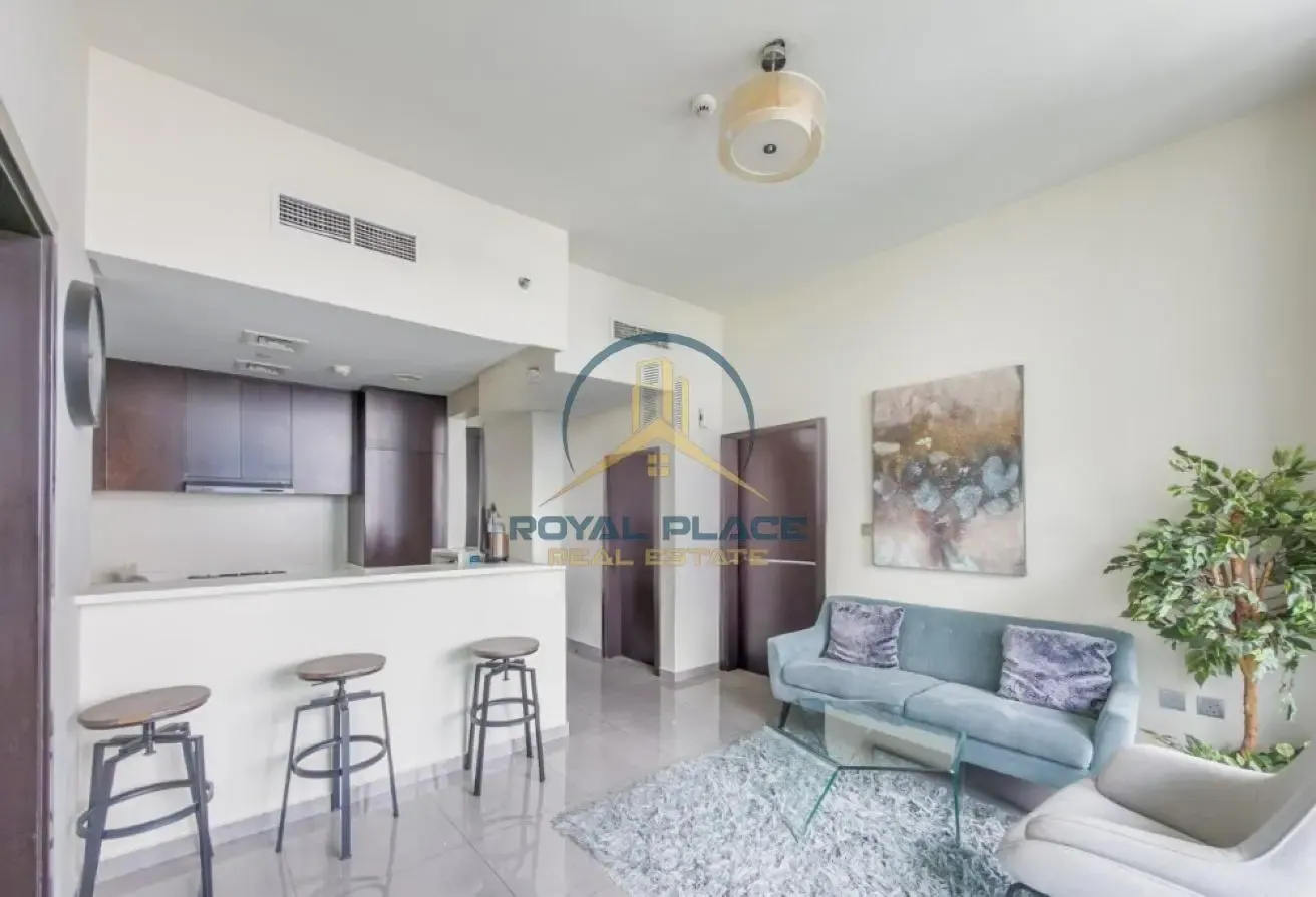 Canal View | Higher Floor | Vacant