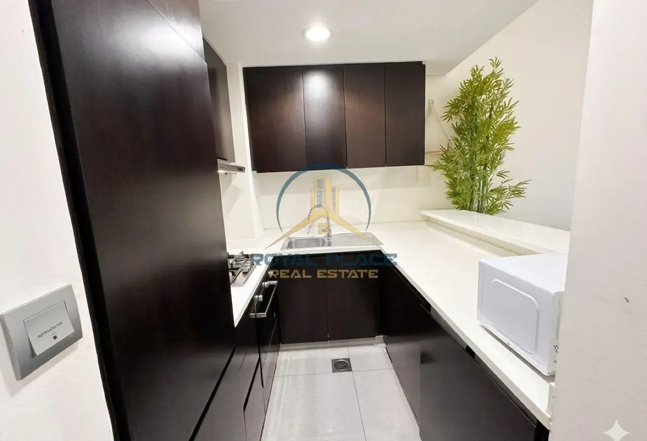 Canal View | Higher Floor | Vacant