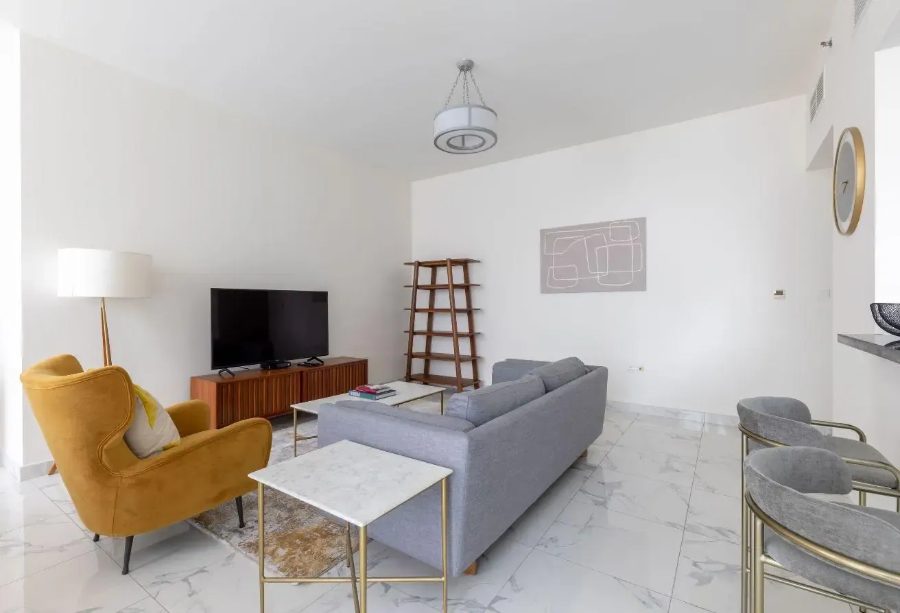 Meera Tower | Spacious layout | Prime Business Bay