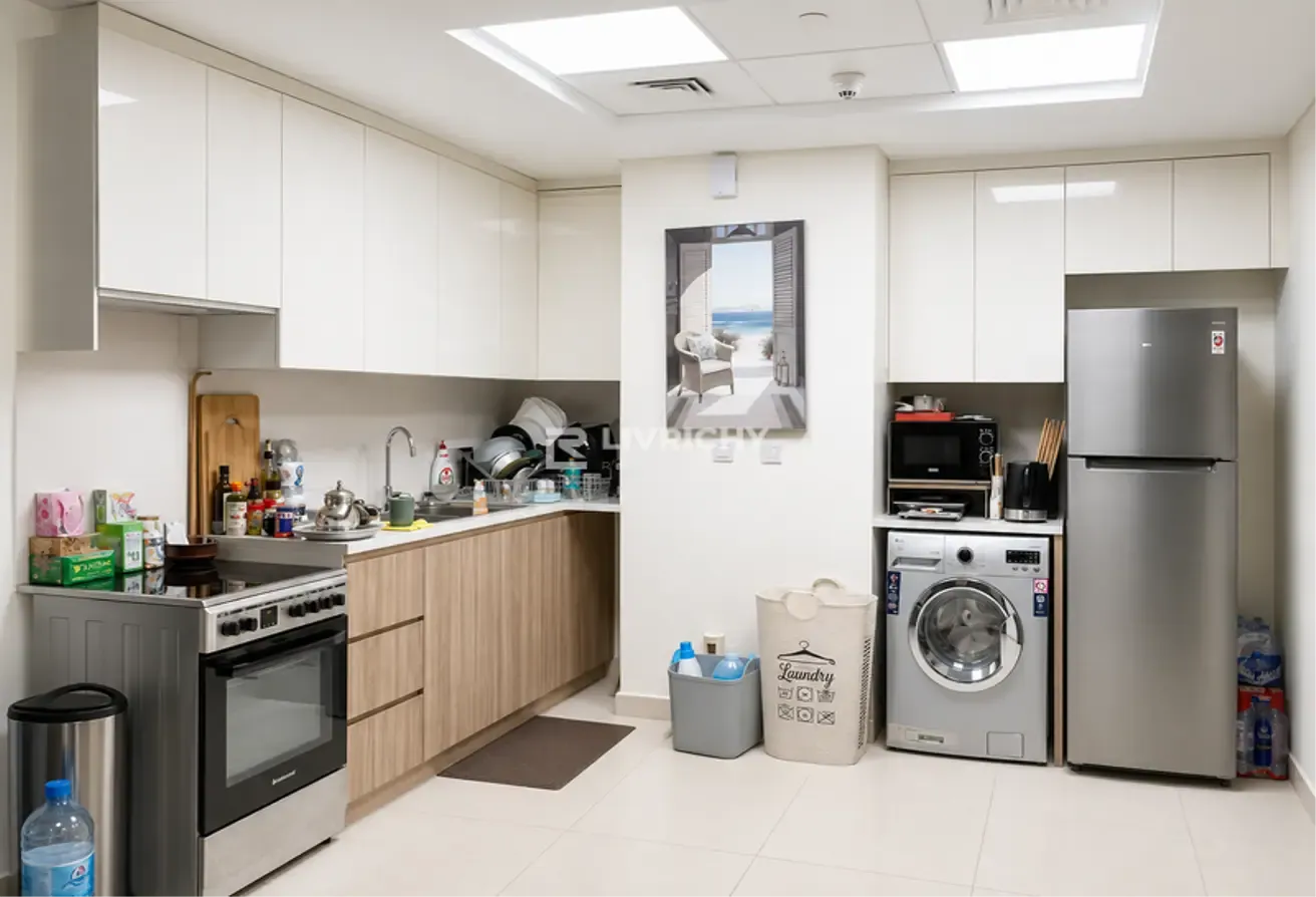 FULLY FURNISHED | SPACIOUS 1BR | OPEN VIEW