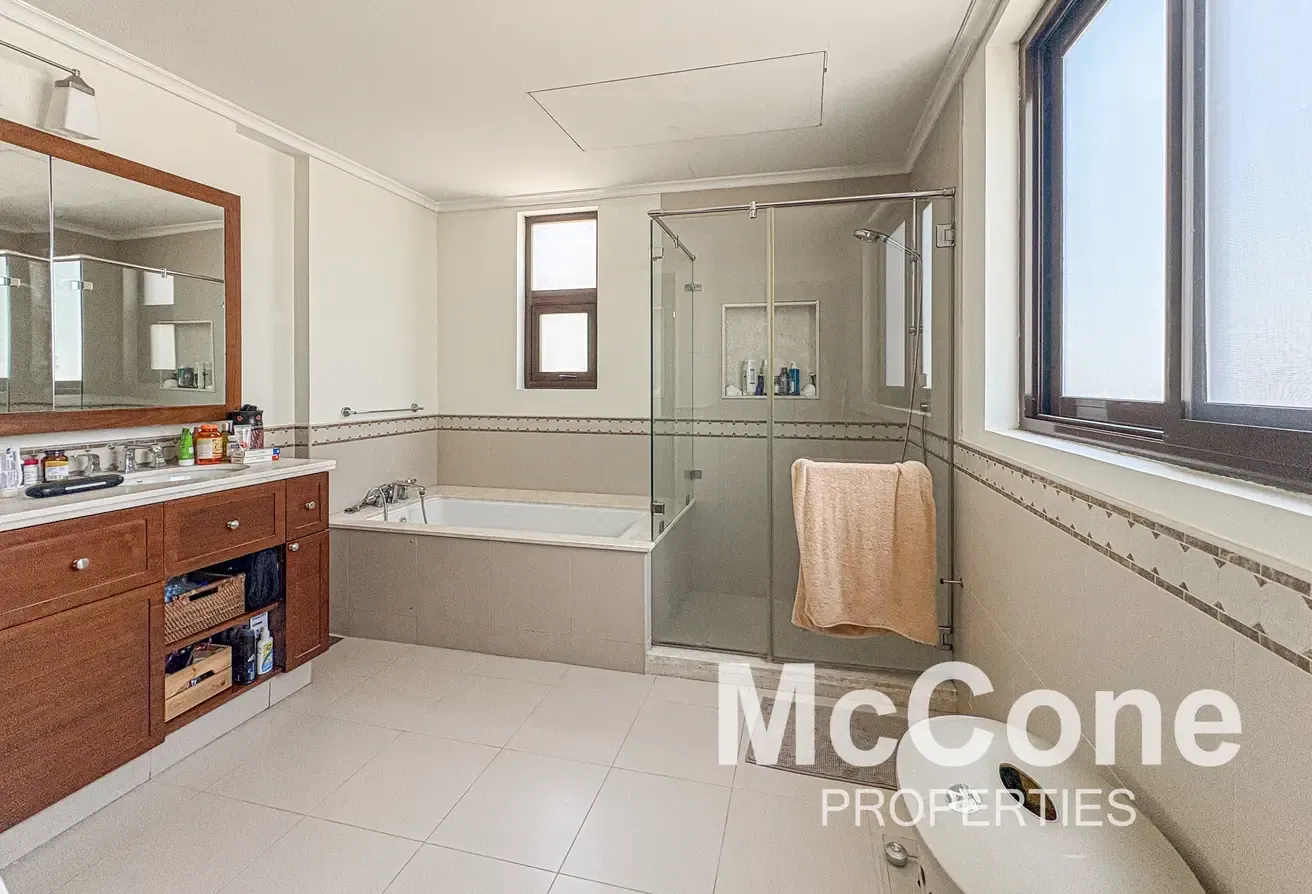 Family Friendly | Big Layout | Amazing Location