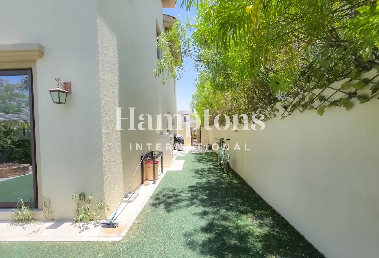 Lowest Price | Vacant | Single Row Villa