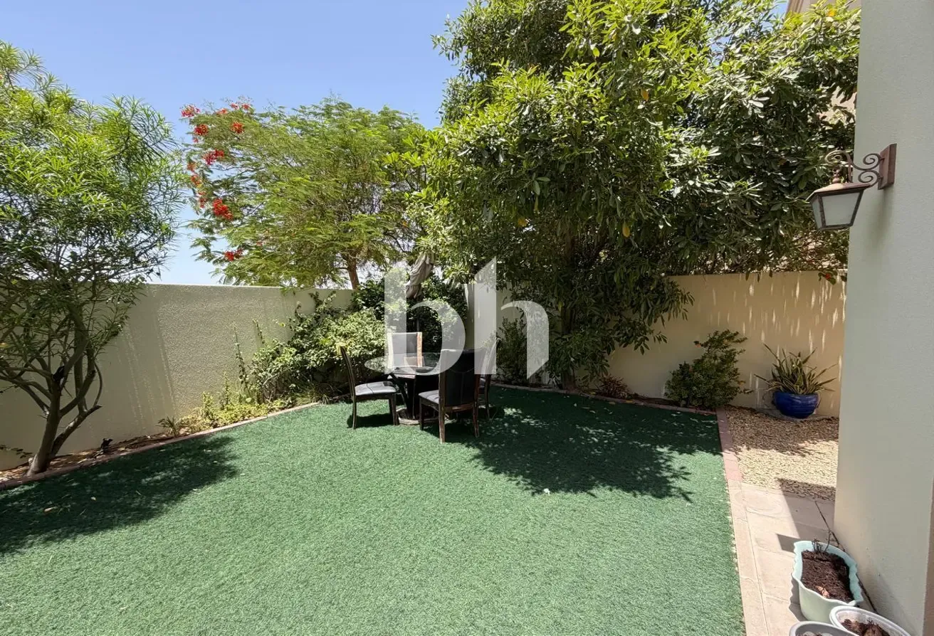 Single Row Villa | Maids Room | Private Garden