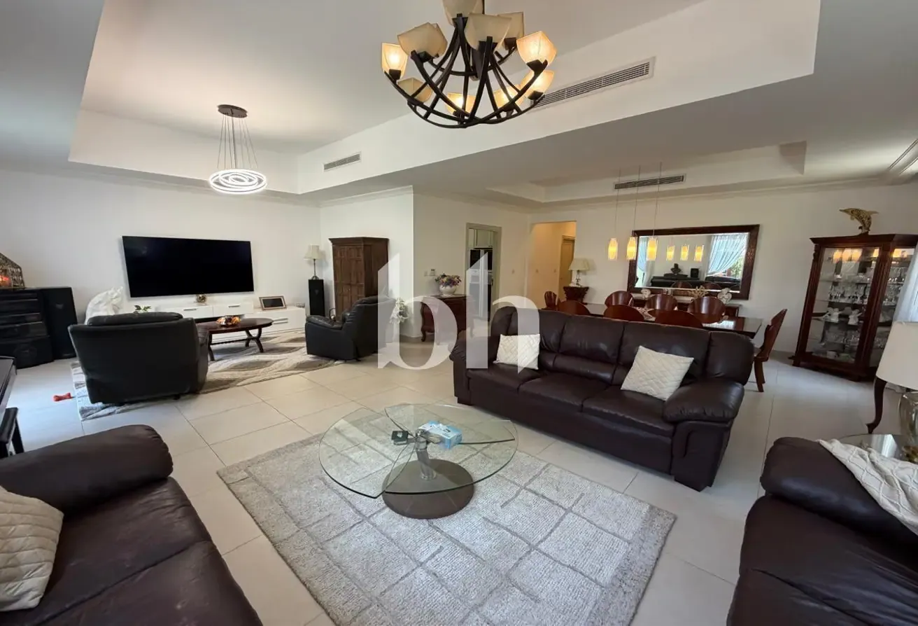 Single Row Villa | Maids Room | Private Garden