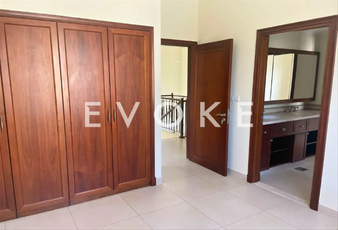 Exclusive 5-Bedroom Villa | Vacant | Huge Garden